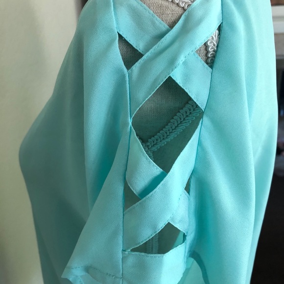 Express Top - Picture 3 of 3